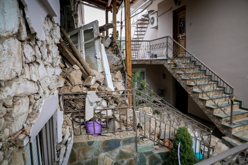 Σεισμός Ελασσόνα: 1343 σπίτια μη κατοικήσιμα - Τεράστιες καταστροφές