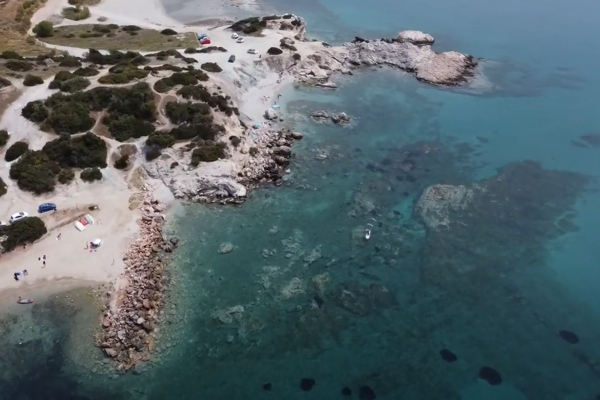Οι 2 πανέμορφες παραλίες της Αττικής που δεν έχετε ξανακούσει