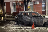 Θεσσαλονίκη: Επίθεση με μολότοφ στο δημαρχείο Θερμαϊκού