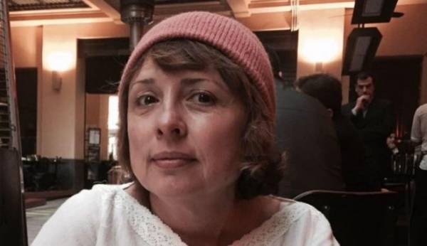 Η δημοσιογράφος της Liberation απαντά για το «χασίς και την πλέμπα» του Παπαδημητρίου