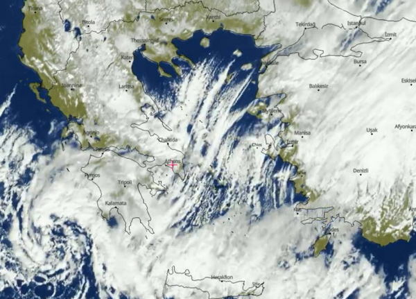 Κλέαρχος Μαρουσάκης: Τι είναι το Aegean Lake Effect που έφερε σφοδρό χιονιά