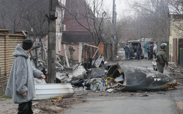 Πόλεμος στην Ουκρανία: Νέες εκρήξεις σε Κίεβο και Χάρκοβο - Ανακόπηκε η ρωσική πομπή αρμάτων