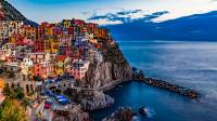 Cinque Terre: Πρόστιμα έως 2.500 ευρώ στους τουρίστες με σαγιονάρες