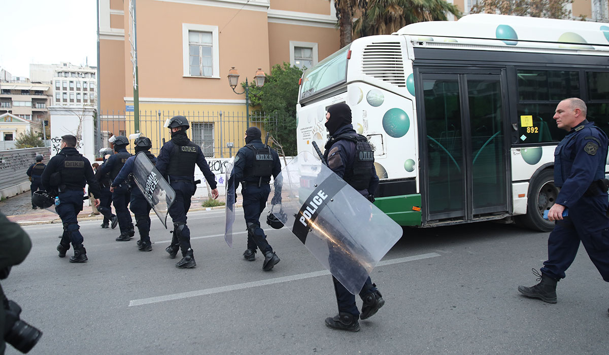 Θεσσαλονίκη: Στον εισαγγελέα οι 29 συλληφθέντες που επιχείρησαν ανακατάληψη κτηρίου του ΑΠΘ