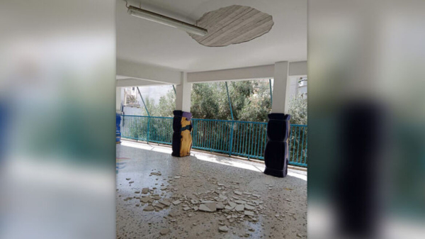 Πετράλωνα: Σοβάδες έπεσαν σε κεφάλια μαθητών σε δημοτικό σχολείο