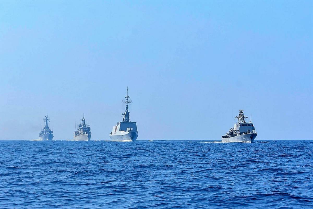 Τουρκικά πλοία «κλείδωσαν» ελληνική φρεγάτα