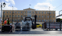 Ράλι Ακρόπολις: Ξεκίνησαν οι ετοιμασίες στην πλατεία Συντάγματος