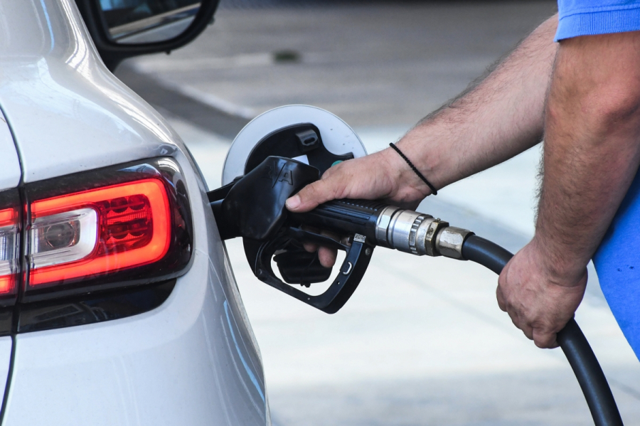 Αυξήσεις 20% στις τιμές στα καύσιμα, φόβοι για εκτίναξη του πετρελαίου θέρμανσης
