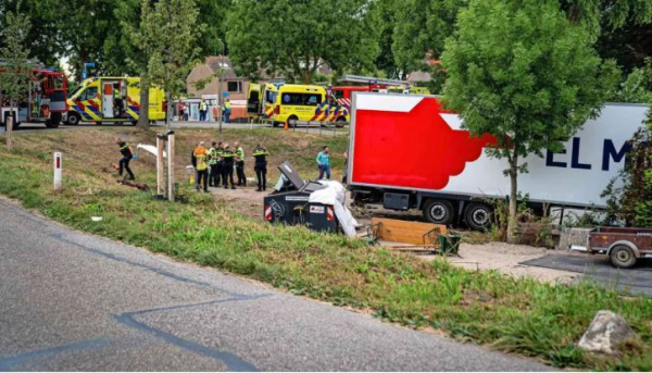 Ολλανδία: Έξι οι νεκροί από το φορτηγό που έπεσε πάνω σε υπαίθριο μπάρμπεκιου