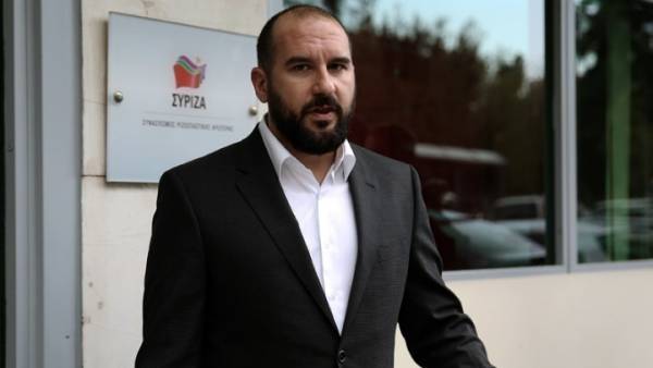 Τζανακόπουλος: Ανέβαλαν την Επιτροπή για να μην εξεταστεί ο Φρουζής