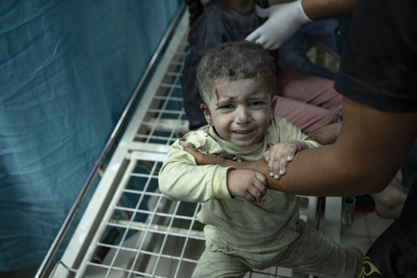 Γάζα: Τυλίγουν τα νεογέννητα μωρά ακόμα και με… αλουμινόχαρτο για να επιβιώσουν