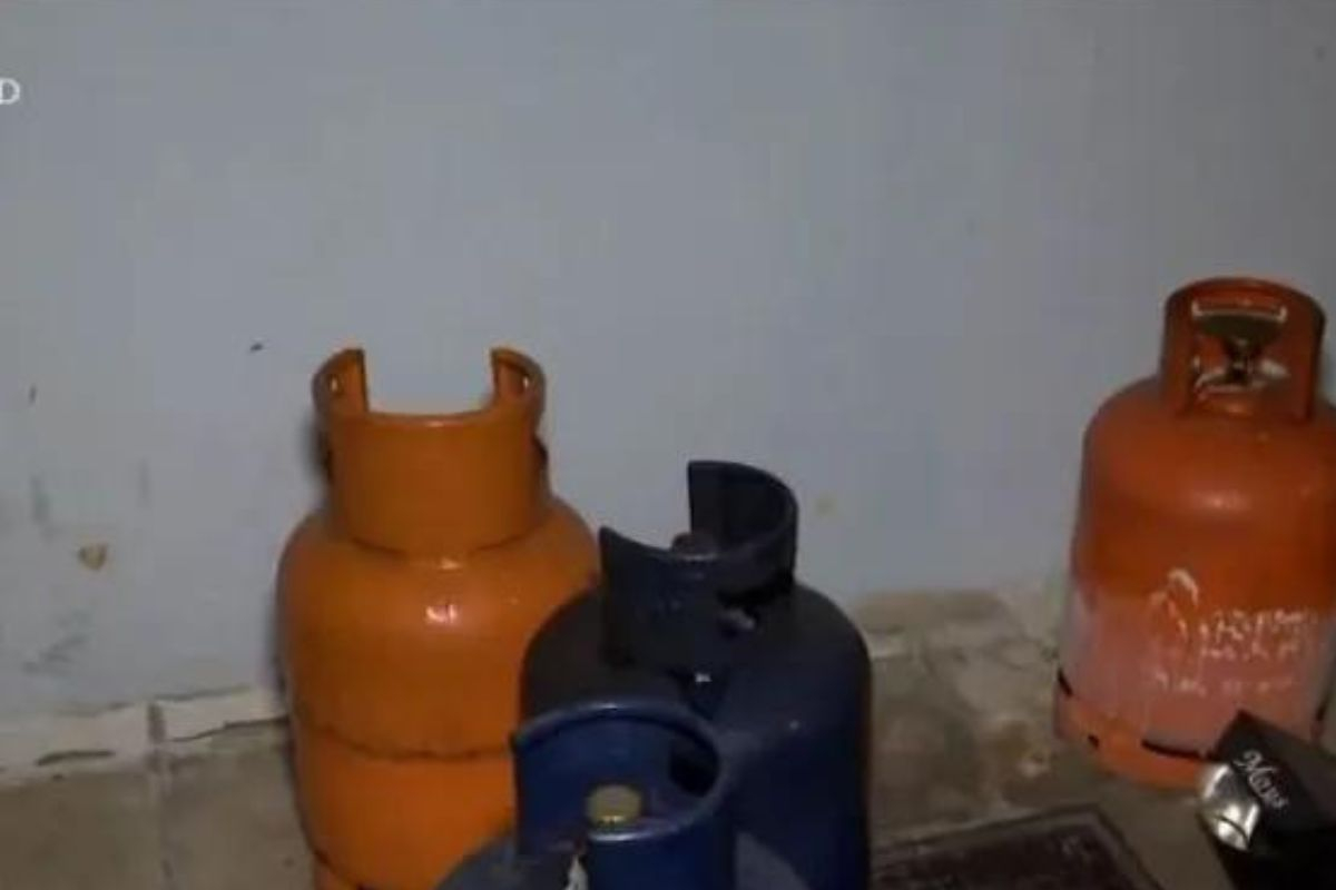 Φωτιά σε σπίτι στο Περιστέρι από φιάλες αερίου - Ένας πολυτραυματίας