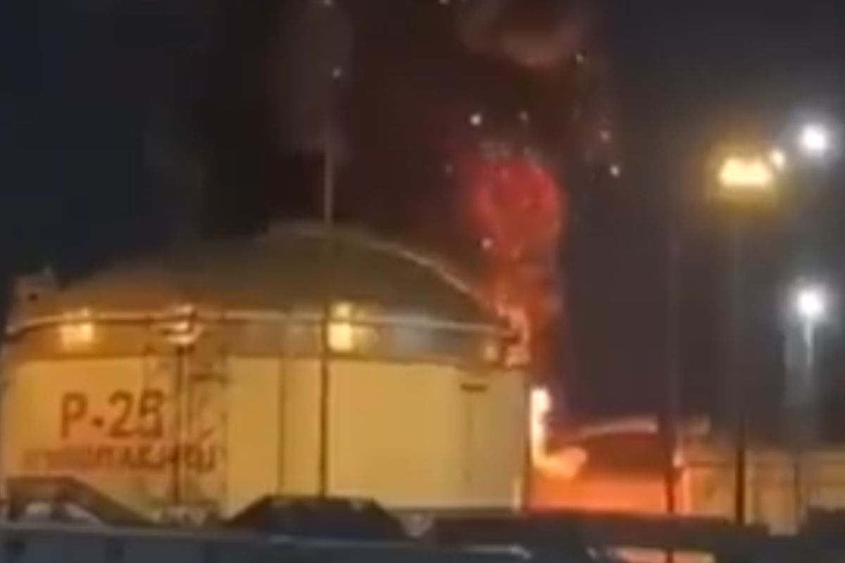 Ρωσία: Μεγάλη πυρκαγιά σε εγκατάσταση αποθήκευσης τροφίμων στο Κράσνονταρ