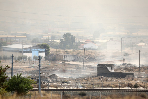Φωτιά στον Ασπρόπυργο: Μήνυμα από το 112 για εκκένωση στο Σοφό
