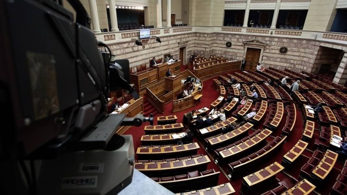 Τροπολογία ΠΑΟΚ - Ξάνθη: Πέρασε με 156 «ναι», απουσίαζε ο Αντώνης Σαμαράς