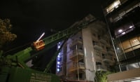 Γκρεμίστηκε το «αιωρούμενο» μπαλκόνι στη Συγγρού (Φωτογραφίες)