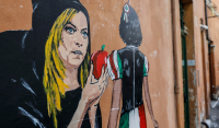 «Μάγισσα» Μελόνι: Θα φάει το δηλητηριασμένο μήλο η Ιταλία;
