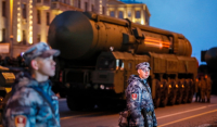 Ο Πούτιν κατέβασε πυρηνικά στους δρόμους της Μόσχας - Πλάνα από τις πρόβες για την παρέλαση