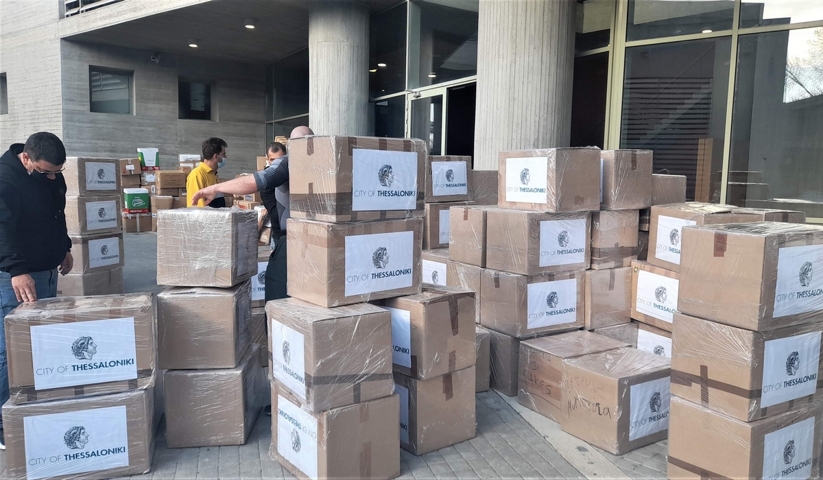Θεσσαλονίκη: Αναχώρησε από το δημαρχείο το πρώτο μέρος της ανθρωπιστικής βοήθειας για την Ουκρανία