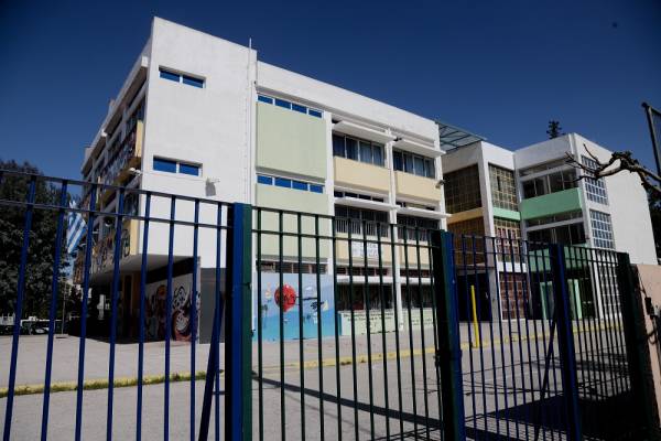 Κλειστά σχολεία: Εισήγηση για οριστικό «λουκέτο» - Εξαίρεση η τρίτη λυκείου