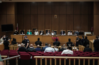 Προσωρινή διακοπή στη δίκη της Χρυσής Αυγής - Φωτογραφίες από τις συγκεντρώσεις στο Εφετείο