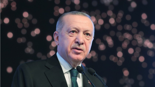Τουρκία: Δημοψήφισμα για την τροποποίηση του συντάγματος για την ισλαμική μαντίλα πρότεινε ο Ερντογάν