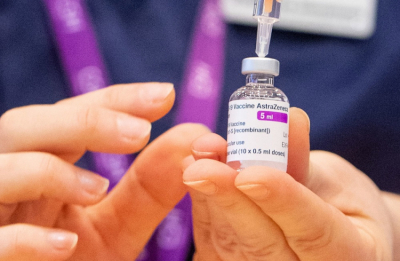 Εμβόλιο Astrazeneca: Δέκα περιστατικά με παρενέργειες στην Ολλανδία