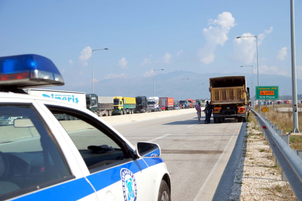 Κίνδυνος - θάνατος για τους κατοίκους της Θράκης τα φορτηγά από Τουρκία και Βουλγαρία