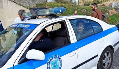Βρεττάκος: Στο αστυνομικό τμήμα ο δήμαρχος Κερατσινίου - Δραπετσώνας, «κυβερνητική αστυνομοκρατία και καταστολή»