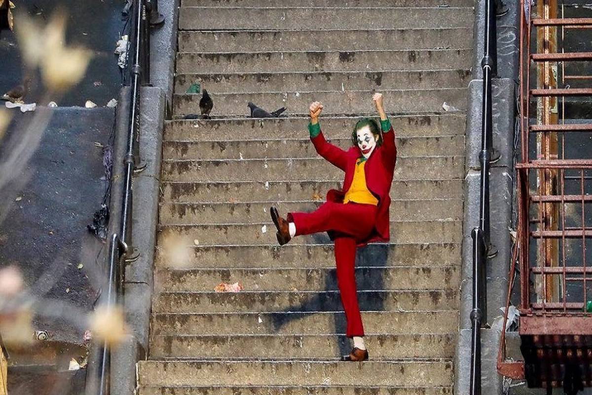 Η δυσκολία που είχε η εμβληματική σκηνή με τον χορό του Joker στα σκαλιά
