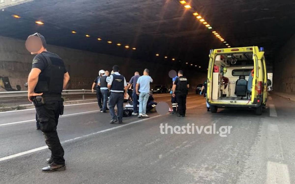 Θεσσαλονίκη: Έπεσε στο κενό για να αυτοκτονήσει και τραυμάτισε οδηγό μοτοσικλέτας