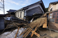 Ιαπωνία: Ανεβαίνει ο αριθμός των νεκρών - Οι κακές καιρικές συνθήκες δυσχεραίνουν το έργο των διασωστών