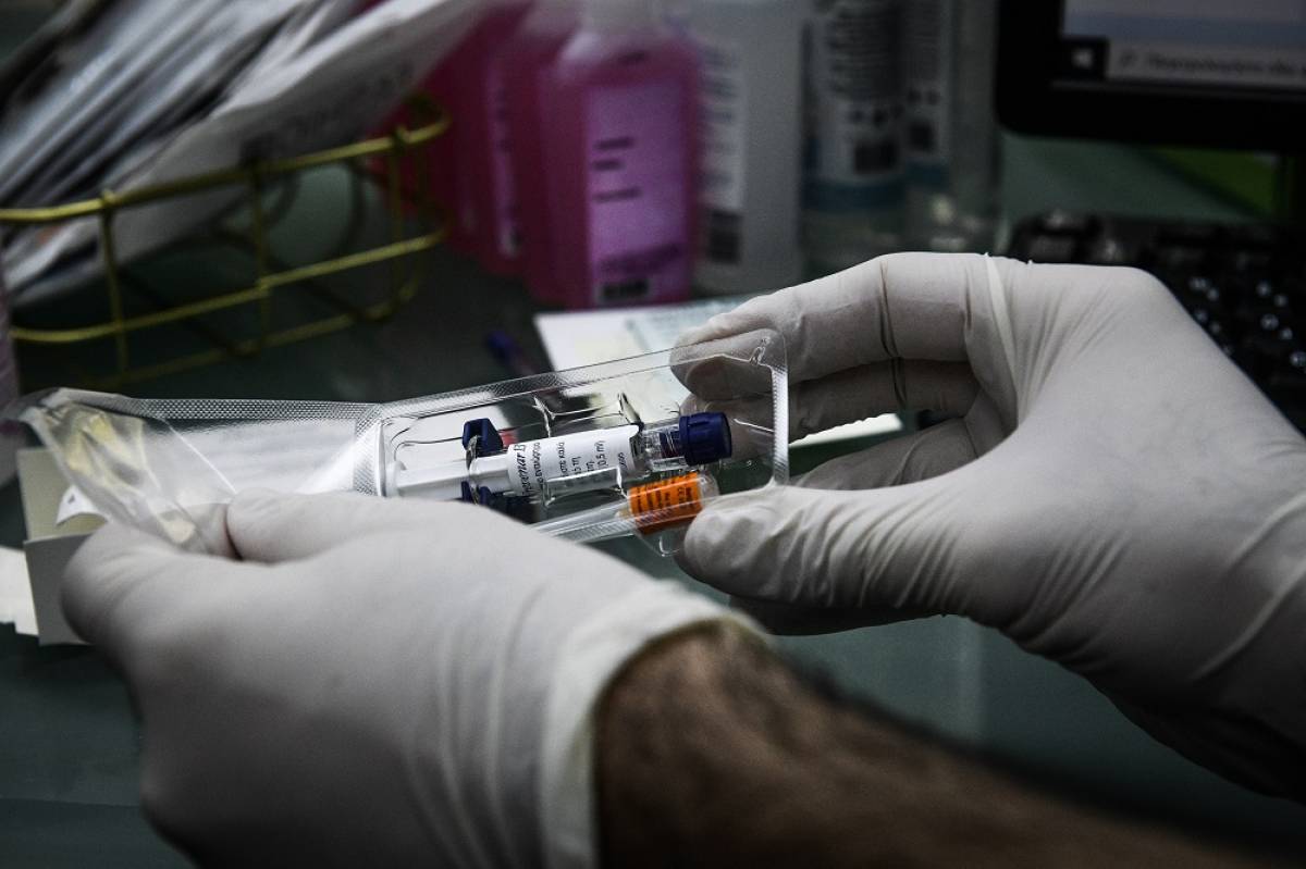 Εμβόλιο: Η Ελλάδα θα συνεισφέρει στα Δυτικά Βαλκάνια αφού καλύψει τις ανάγκες της