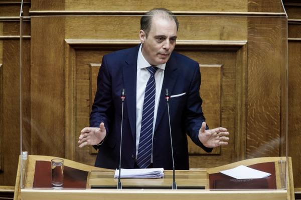 Βελόπουλος: Ο πρωθυπουργός πιάστηκε στα πράσα στην Πάρνηθα