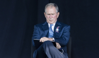 Τζορτζ Μπους για Κόλιν Πάουελ: «Σπουδαίος υπηρέτης του κράτους»