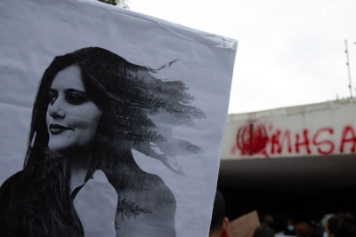 Ιράν: «Απείλησαν πως θα μας βιάσουν», συγκλονιστικές μαρτυρίες - Στους 76 οι νεκροί