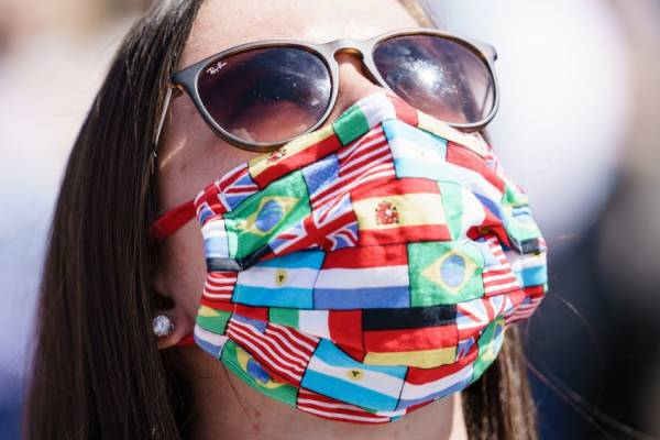Μόσιαλος: Μάσκα παντού και χωρίς εξαιρέσεις