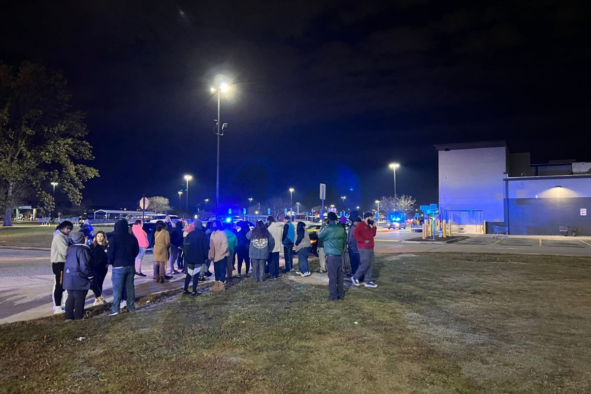 ΗΠΑ: Πολλοί νεκροί και τραυματίες μετά από πυροβολισμούς σε κατάστημα Walmart στη Βιρτζίνια
