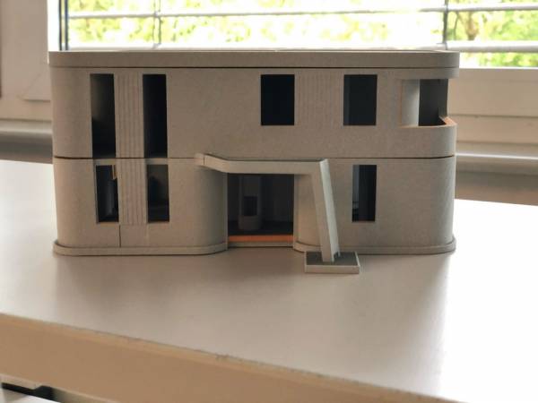 Έλληνας φτιάχνει διώροφο κατοικήσιμο σπίτι με 3D εκτυπωτή!