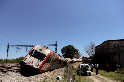 Εκτροχιασμός τρένου στην Τιθορέα - Μεγάλες καθυστερήσεις στα δρομολόγια