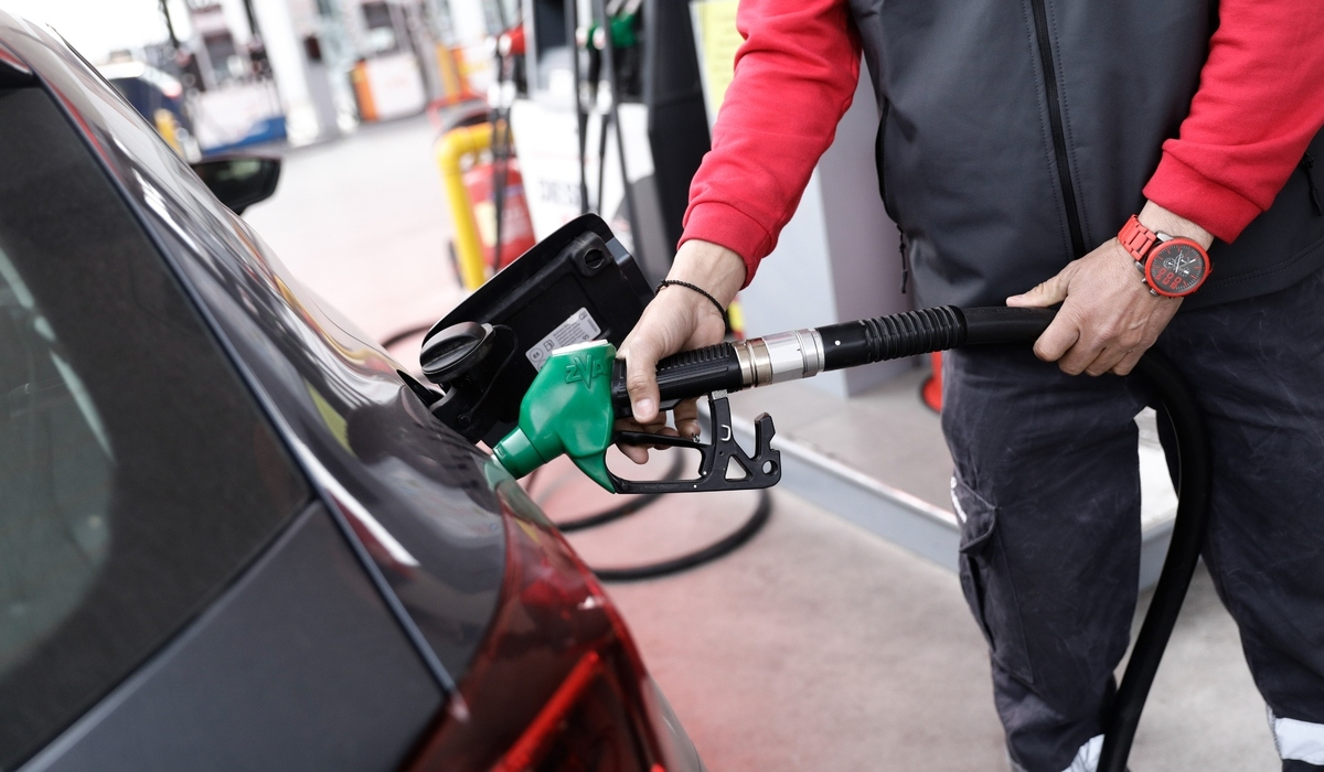 Μειώνει τον φόρο στα καύσιμα η Γερμανία - Πόσο θα πέσει η τιμή της βενζίνης