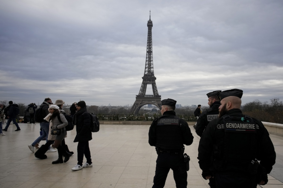 Τραγωδία στο Παρίσι: Δολοφονήθηκαν μία μητέρα και τα 4 παιδιά της – Συνελήφθη ο πατέρας της οικογένειας