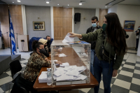 Εκλογές ΚΙΝΑΛ - Αποτελέσματα: Λεπτό προς λεπτό οι εξελίξεις