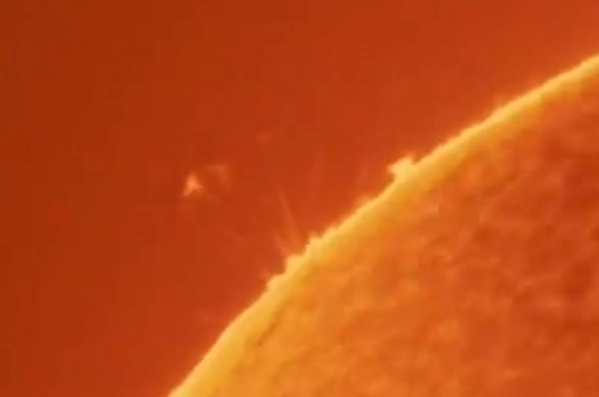 Αστροφωτογράφος κατέγραψε από το σπίτι του μια ηλιακή έκρηξη