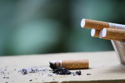 Ακόμα και λιγότερα από 5 τσιγάρα την ημέρα προκαλούν βλάβη στους πνεύμονες
