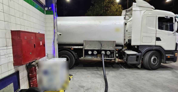Λαθρεμπόριο καυσίμων: Πως γινόταν η νοθεία σε βενζινάδικο χωρίς να «βλέπει» η ΑΑΔΕ