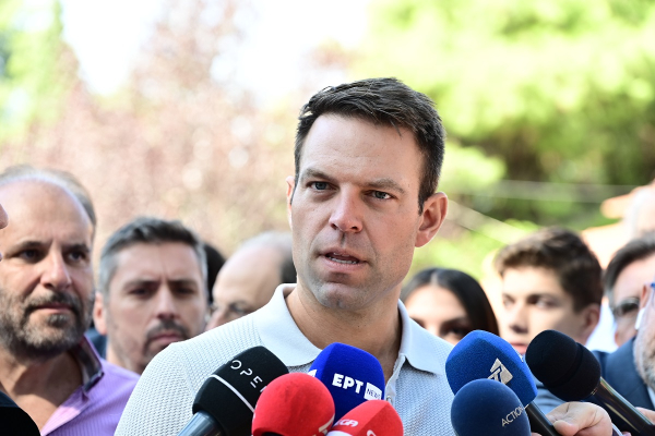 Με μήνυμα Τσίπρα ο Κασσελάκης: «Ο ΣΥΡΙΖΑ πρέπει να κάνει ανανέωση χθες»