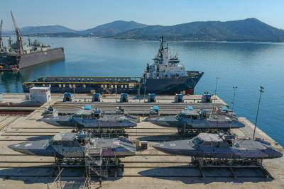 Το Πολεμικό Ναυτικό παρέλαβε τέσσερα σκάφη MK-V