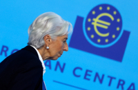 Ομόλογα: Η ΕΚΤ κρατά αποστάσεις από την πολιτική της Fed