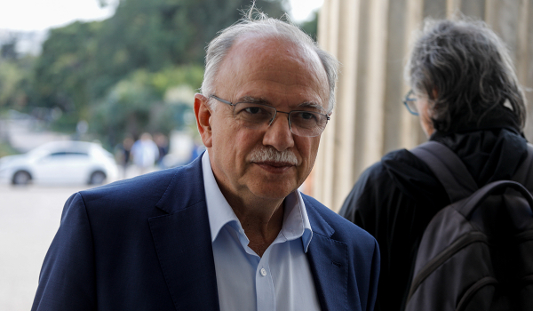 Παπαδημούλης για καταγγελία Ανδρουλάκη: Ευθύνη και των ελληνικών αρχών να βρουν ποιοι είναι
